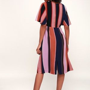 Short sleeve tie front striped dress